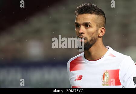 Mehdi Carcela di Standard raffigurato durante una partita di calcio tra KV Kortrijk e Standard de Liege, mercoledì 16 dicembre 2020 a Kortrijk, il giorno 18 o Foto Stock