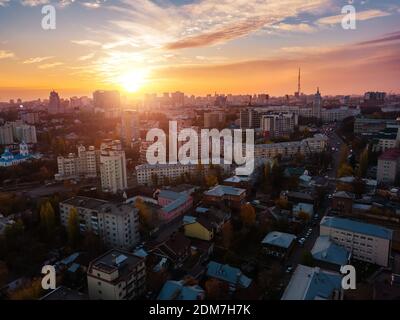 Evening autumn Voronezh cityscape at sunset, aerial view. Foto Stock