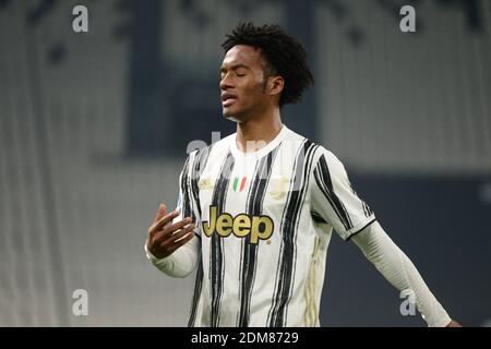 Juan Cuadrado del Juventus FC delusione durante la Serie A match tra Juventus e Atalanta BC allo stadio Allianz il 16 dicembre 2020 a Torino Foto Stock
