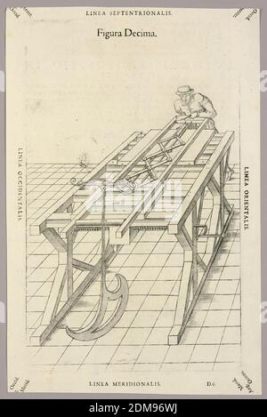 Piatto X, da Theatrum instrumentorum et machinarum, Julio Paschale, Woodcut su carta, macchina, non un tornio forse per rintracciare e tagliare copie di pezzi di legno. Un uomo che lavora in macchina, in alto a destra, che controlla le doghe pieghevoli attaccate al legno curvo su cui è agganciato un grande pezzo di legno avvolto, toccando una vite. Descrizione in latino su verso di 1949-152-207., Europe, 1582, Print Foto Stock