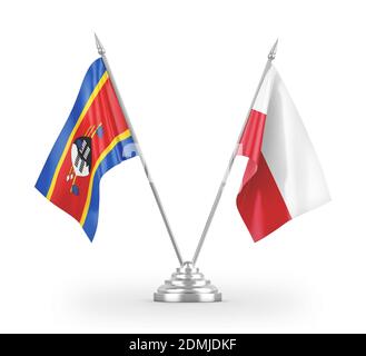 Polonia ed Eswatini Swaziland bandiere da tavolo isolate su 3D bianco rendering Foto Stock