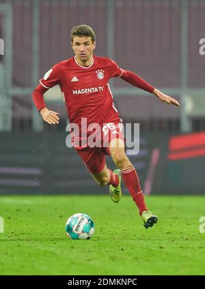 Monaco, Germania. 16 Dic 2020. Thomas MUELLER, Müller, FCB 25 nella partita FC BAYERN MUENCHEN - VFL WOLFSBURG 2-1 1. Campionato di calcio tedesco il 16 dicembre 2020 a Monaco, Germania. Stagione 2020/2021, giorno di festa 12, 1. Credit: Peter Schatz/Alamy Live News Foto Stock