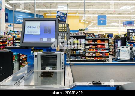Fino ad un supermercato Walmart Foto Stock