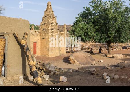 Moschea a Sangha nel Pays Dogon, Mali, Africa Foto Stock