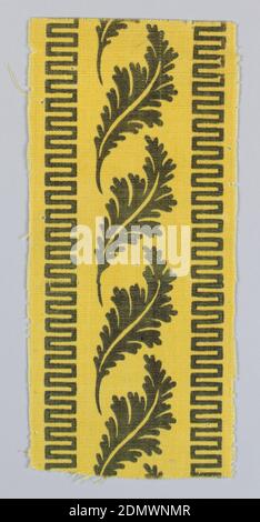 Tessuto, Medio: Lana tecnica: Stampato su tessitura semplice, frammento di bordo di foglie nere di acanto con bande di tessuto geometrico su un terreno giallo., Francia, 1870–80, tessuti stampati, tinti e verniciati, tessile Foto Stock