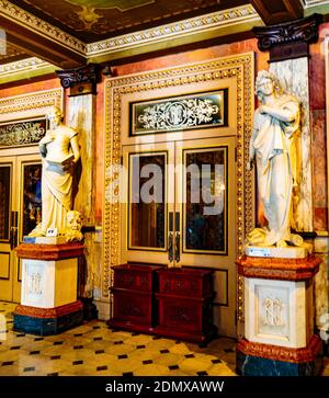 San Jose, Costa Rica - March 31, 2017:  The National Theatre of Costa Rica (Teatro Nacional de Costa Rica) is located in the central section of San Jo Foto Stock