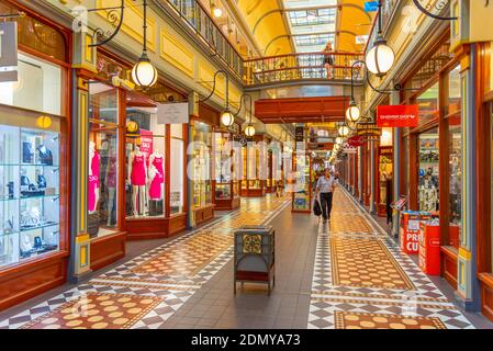 ADELAIDE, AUSTRALIA, 7 GENNAIO 2020: Interno della galleria Adelaide, Australia Foto Stock