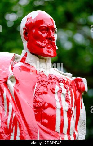 Belgio, Bruxelles, 14 giugno 2020: Statua vandalizzata delle tempeste di Emile, uno dei belgi commissionato dal re Leopoldo II per colonizzare il Congo nel Foto Stock