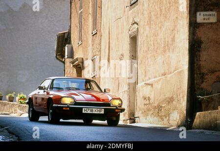 1991 Jaguar XJS Coupé guida nel sud della Francia. Foto Stock