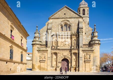 Ubeda, Andalusia, Spain - March 2018: View of the main facade of the Sacred Chapel of the Savior of Ubeda, from the Plaza Vazaquez de Molina. Foto Stock