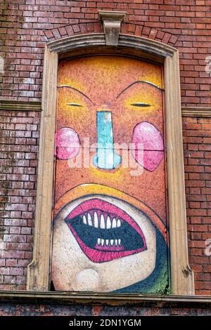 Belfast, Irlanda del Nord. 30 Apr 2016. Graffiti e Street art il 30 aprile 2016 a Belfast, Irlanda del Nord, Regno Unito. Foto Stock