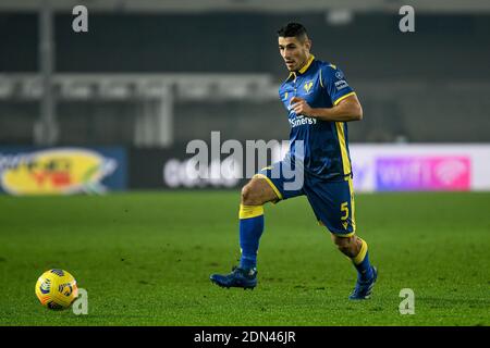 16 dicembre 2020, Verona, Italia: Verona, Italia, Stadio Marcantonio Bentegodi, 16 dicembre 2020, Davide Faraoni (Hellas Verona) durante Hellas Verona vs UC Sampdoria - Calcio italiano Serie A match (Credit Image: © Ettore Griffoni/LPS via ZUMA Wire) Foto Stock