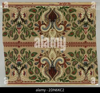 Borders, Liberty Paper & Bag Co., stampato a macchina, due bordi identici (da tagliare). Grande motivo centrale e foglie e tendini in rosso scuro, verde, blu e biancastro su terreno beige imitando paniere weave., USA, 1900, Wallcoverings, Borders Foto Stock