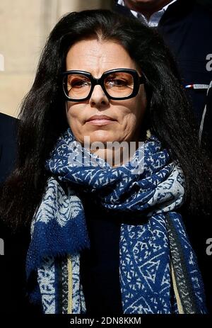 Francoise Bettencourt-Meyers, figlia di Liliane Bettencourt e dei suoi figli Nicolas Meyers (indossando gli occhiali) e Jean-Victor Meyers, parlano a corte per il quinto giorno del cosiddetto processo Bettencourt, accusando 10 persone vicino all'erede Liliane Bettencourt di sfruttare la sua demenza, a Bordeaux, nella Francia sudoccidentale, il 30 gennaio 2015. Foto di Patrick Bernard /ABACAPRESS.COM Foto Stock
