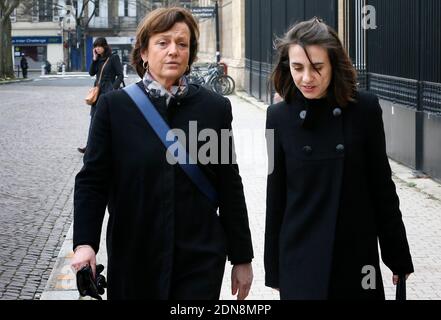 La moglie dell'ex ministro del bilancio francese Eric Woerth, Florence Woerth, arriva al Tribunale di Bordeaux il 24 marzo 2015. L'ex ministro dell'UMP Eric Woerth e l'ex direttore dell'erede l'Oreal, Patrice de Maistre, tornarono in tribunale per la seconda volta per Bettencourt'trial . Foto di Patrick Bernard/ABACAPRESS.COM - Bordeaux Foto Stock