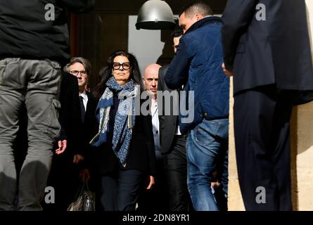 Francoise Bettencourt-Meyers, figlia di Liliane Bettencourt e dei suoi figli Nicolas Meyers (indossando gli occhiali) e Jean-Victor Meyers, parlano a corte per il quinto giorno del cosiddetto processo Bettencourt, accusando 10 persone vicino all'erede Liliane Bettencourt di sfruttare la sua demenza, a Bordeaux, nella Francia sudoccidentale, il 30 gennaio 2015. Foto di Patrick Bernard /ABACAPRESS.COM Foto Stock