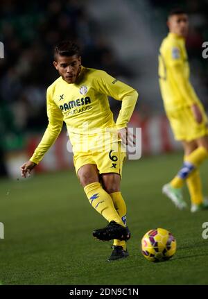 Jonathan Dos SantosVillarreal durante la partita di calcio della lega spagnola, Elche FC vs Villarreal CFat lo stadio Martinez Valero di Elche, in Spagna, il 3 gennaio 2015. Foto di Giuliano Bevilacqua/ABACAPRESS.COM Foto Stock