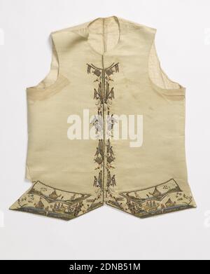 Gilet, Medium: Seta, fili metallici, paillettes, gioielli in pasta tecnica: Tessitura satinata, ricamata con fili di seta e metallo, gilet di raso bianco, ricamato con sete multicolore, fili metallici, gioielli in pasta e paillettes. Scena di piccole imbarcazioni a vela, una che spara su una torre. Bordo di batteria e bandiere., Francia, 1765–1780, costume e accessori, gilet Foto Stock