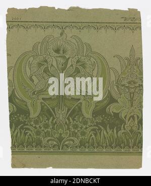 Fregio, Standard Wall-Paper Company, Standard Wall-Paper Company, Pittsburgh, Pennsylvania, macchina stampata su carta Ingrain, un disegno formale di tre gigli di calla stilizzati racchiusi nelle loro foglie formando un medaglione. Tra è un motivo più piccolo di un fiore verticale con foglie. Sul fondo è un bordo continuo di fiori più piccoli con foglie verticali. Nella parte superiore è presente un design a scorrimento stretto con cerchi e trattini. Sul margine è stampato: 'Carta standard - 2004'., Sandy Hill, New York, USA, 1885–1900, Wallcoverings, Frieze Foto Stock