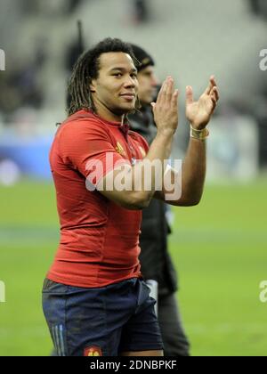 Il francese Teddy Thomas durante la partita di rugby RBS Six Nations tra Francia e Scozia allo Stade de France a Sint-Denis vicino a Parigi, Francia. La Francia ha vinto il 15-8. Foto di Philippe Montigny/ABACAPRESS.COM Foto Stock