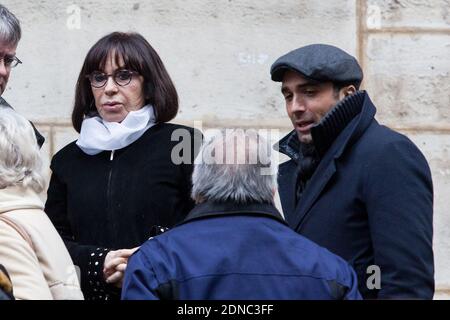 Danielle Evenou e suo figlio Jean-Baptiste Martin partecipano alla cerimonia funerale Corinne le Poulain alla chiesa di Saint-Roch a Parigi, Francia, il 16 febbraio 2015. Foto di Audrey Poree/ ABACAPRESS.COM Foto Stock