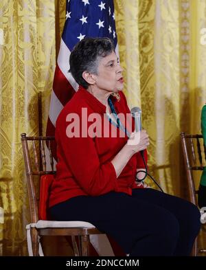 Charlotta Walls, membro del Little Rock Nine, commenta "Celebrating Women of the Movement", un evento che celebra il mese della storia nera, alla Casa Bianca di Washington, DC, USA, 20 febbraio 2015. Foto di Olivier Douliery/ABACAPRESS.COM Foto Stock