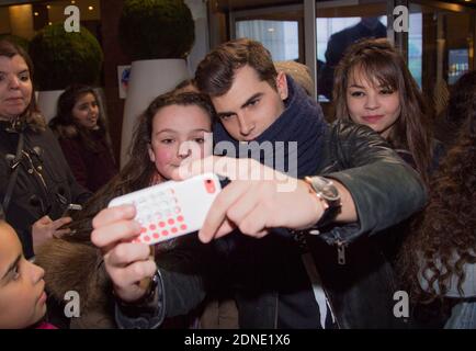 DIEGO DOMINGUEZ LORT - LA TROUPE DE LA SERIE 'VIOLETTA' UN FIGLIO HOTEL A PARIGI. Foto di Nasser Berzane/ABACAPRESS.COM Foto Stock