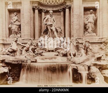 Giacomo Brogi, Roma - particolare della Fontana di Trevi, carta albumina, processo positivo bianco e nero, dimensione della lamiera: Altezza: 20.00 cm; larghezza: 25.50 cm, iscrizione: Recto sotto: Immagine n. 3639a, titolo, fotografia, fotografia architettonica, architettura profana, dettagli architettonici, monumenti, fontane, torri, scultura, arte della scultura, Roma Foto Stock