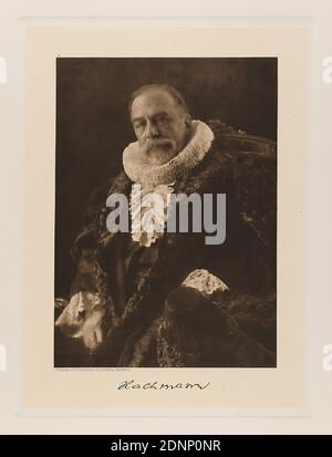 Rudolph Dührkoop, se. Magnifizenz Sindaco Dr. Gerhard Hachmann dal portafoglio Hamburgische Männer und Frauen am Anfang des XX. Century, Staatliche Landesbildstelle Hamburg, Collezione sulla storia della fotografia, della carta, dell'eliocalcografia, dimensioni dell'immagine: Altezza: 19,40 cm; larghezza: 14,00 cm, segno: Recto sotto l'immagine: Firma a vista del sitter, inscritto: Recto: Inciso sulla targa, sotto l'immagine: Fotografia e fotografia R. Dührkoop, Amburgo, a sinistra sopra l'immagine 2°; A destra nell'angolo in piombo: 5, timbro: Recto: Manoscritto: INV.Nr. E riferimento a riproduzione, ritratto Foto Stock