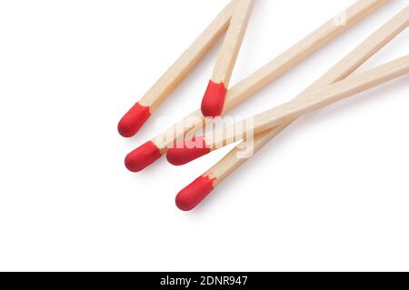 Studio di partite con punta rossa ritagliate contro a. Sfondo bianco - John Gollop Foto Stock