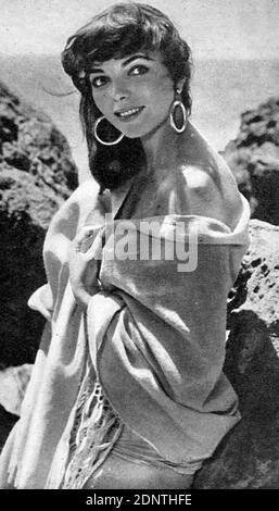 Fotografia di Dame Joan Collins (1933-) un'attrice inglese, autore e editorialista. Foto Stock