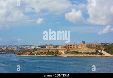 Vista del forte di Manoel dal porto di Marsamxett, Malta Foto Stock