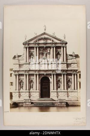 Carlo Naya, Venezia - Chiesa di Santa Maria di Nazareth, 1892, carta albumina, cartone, processo positivo bianco e nero, dimensioni del foglio: Altezza: 35.50 cm; larghezza: 27.00 cm, incisione a stampatello: Sotto: Naya Fotografo, fotografia architettonica, fotografia di viaggio, architettura, esterno di una chiesa Foto Stock