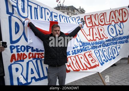 Regno Unito / Londra/Trafalgar Square am 29.04.2011/PROTESTA DURANTE IL ROYAL WEDDING A LONDRA. Foto Stock