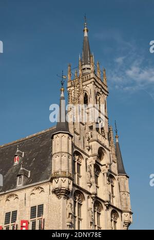 15 ° secolo Municipio, Gouda, Olanda del Sud, Paesi Bassi, Europa Foto Stock