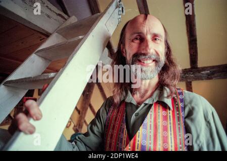 Ex pop star Arthur Brown, a casa di Lewes Foto Stock