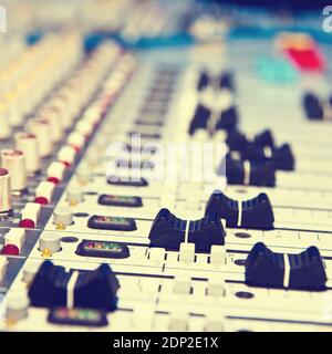 Music mixer in studio closeup Foto Stock