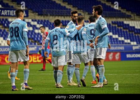 Oviedo, Spagna. 17 Dicembre 2020. Oviedo, SPAGNA: I giocatori della RC Celta de Vigo festeggiano il terzo traguardo durante il primo round del Copa de SM El Rey 2020-21 tra UD Llanera e RC Celta de Vigo con una vittoria per i visitatori di 0-5 nello Estadio Nuevo Carlos Tartiere di Oviedo, Spagna il 17 dicembre 2020. (Foto di Alberto Brevers/Pacific Press) Credit: Pacific Press Media Production Corp./Alamy Live News Foto Stock