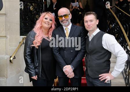 Esclusiva -Gianni Lorenzon, Fred Cauvin e Loana Petrucciani posano all'Hotel Balzac in vista della cerimonia Top Model Belgium 2015 a Parigi, Francia, il 10 maggio 2015. Foto di Alban Wyters/ABACAPRESS.COM Foto Stock