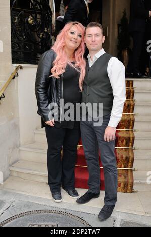 Esclusiva -Fred Cauvin e Loana Petrucciani posano all'Hotel Balzac in vista della cerimonia Top Model Belgium 2015 a Parigi, Francia, il 10 maggio 2015. Foto di Alban Wyters/ABACAPRESS.COM Foto Stock