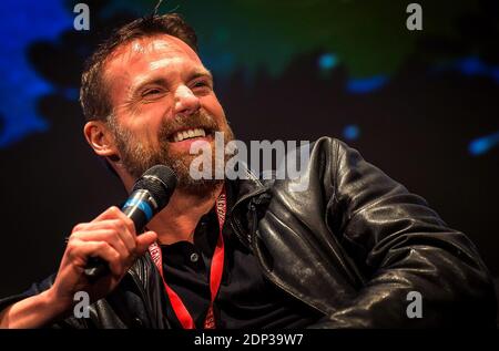 L'attore STATUNITENSE Michael Shanks incontra i fan durante il Toulouse Game Show di Tolosa, Francia, il 5 aprile 2015. Foto di Bernard-Marie/ABACAPRESS;COM Foto Stock