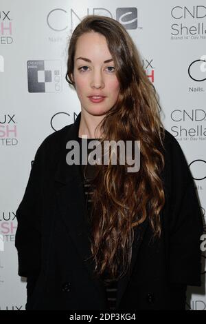 Esclusivo. L'attrice Juliette Besson (figlia di Luc Besson e Anne Parillaud) partecipa alla festa di lancio dello smalto CND a Parigi, in Francia, il 25 aprile 2015. Foto di Aurore Marechal/ABACAPRESS.COM Foto Stock