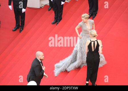 Naomi Watts partecipa alla cerimonia di apertura e alla prima di 'la Tete Haute' durante il 68° Festival annuale del Cinema di Cannes, a Cannes, in Francia, il 13 maggio 2015. Foto di Guillaume Collet/piscina/ABACAPRESS.COM Foto Stock