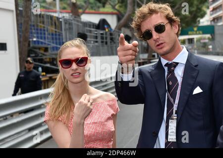 Pierre Casiraghi e Beatrice Borromeo si sono visti durante il Gran Premio di Formula uno 2015 di Monaco sul circuito di Monte Carlo a Monaco, il 23 maggio 2014. Foto di Nicolas Gouhier/ABACAPRESS.COM Foto Stock