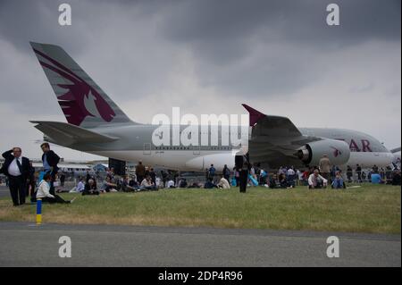 Atmosfera durante il giorno di apertura del 51° Salone Internazionale dell'aria di Parigi presso l'aeroporto le Bourget vicino a Parigi, Francia, il 15 giugno 2015. Foto di Thierry Orban/ABACAPRESS.COM Foto Stock