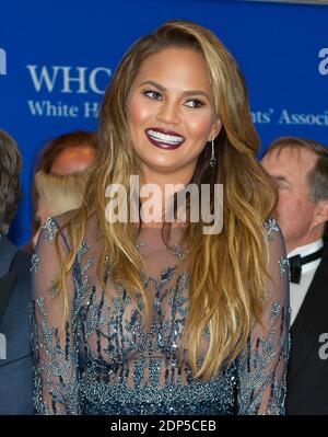 Chrissy Teigen arriva per la cena annuale 2015 della White House Corinterpelled Association al Washington Hilton Hotel di Washington, DC, USA, sabato 25 aprile 2015. Foto di Ron Sachs/CNP/ABACAPRESS.COM Foto Stock