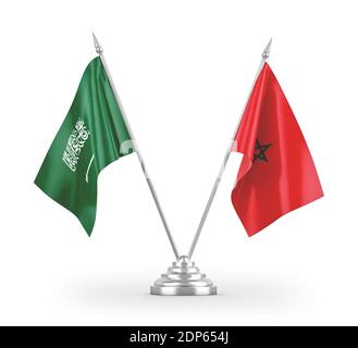 Bandiere da tavolo in Marocco e Arabia Saudita isolate su 3D bianco rendering Foto Stock