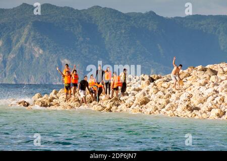 Nusa Barong è una riserva naturale nel distretto di Jember, una delle zone di destinazione per la pesca Foto Stock