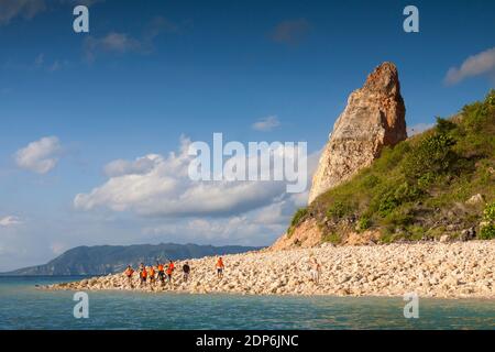 Nusa Barong è una riserva naturale nel distretto di Jember, una delle zone di destinazione per la pesca Foto Stock