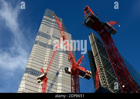 Evolving City of London Skyline, Tower Cranes, City of London, Regno Unito Foto Stock